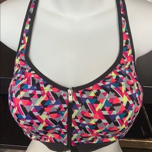 Victoria’s Secret Zip front Underwire Sz 38C